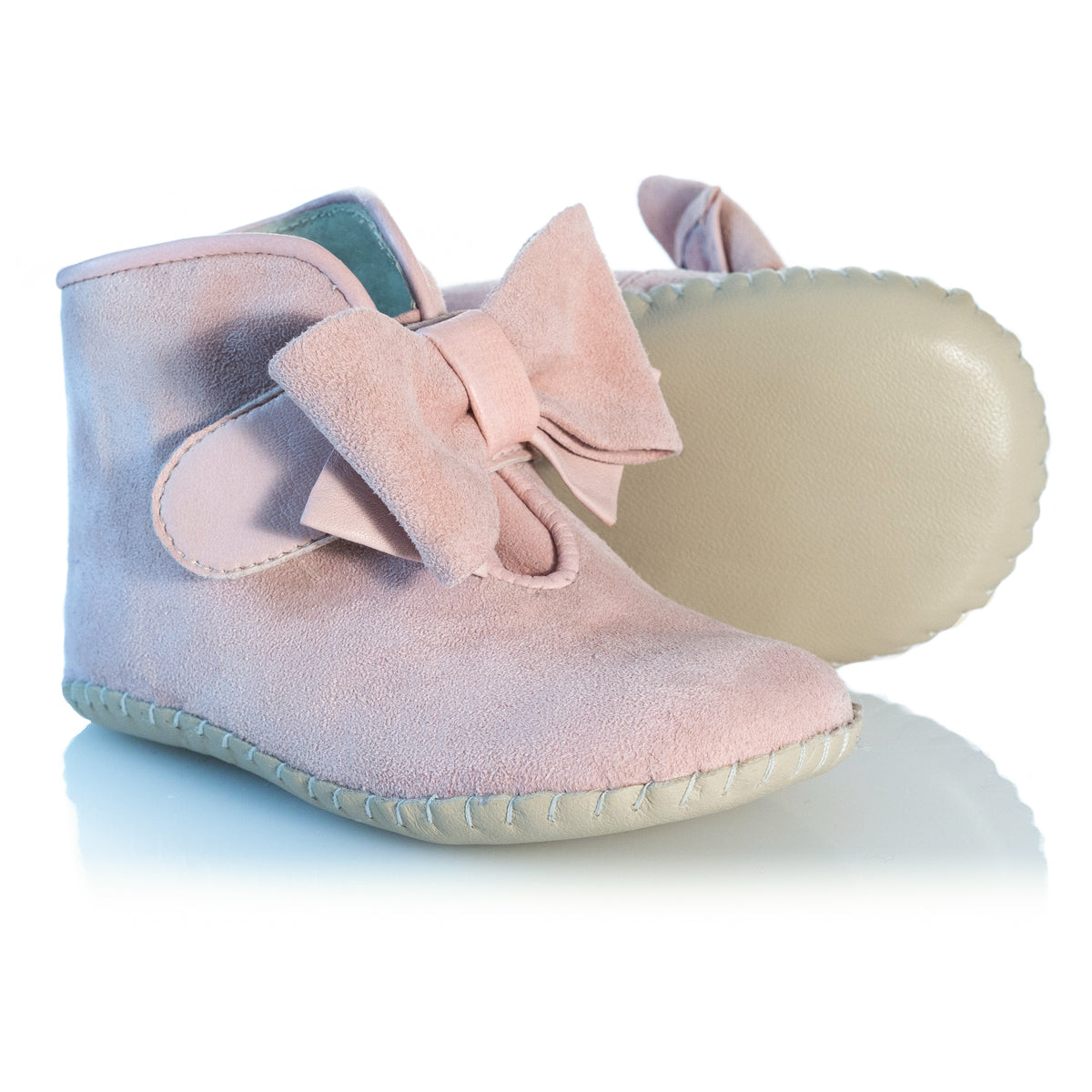 Vibys-Baby-Shoes-Puppy-Paws-Bow-Topped-Pink-sole-view