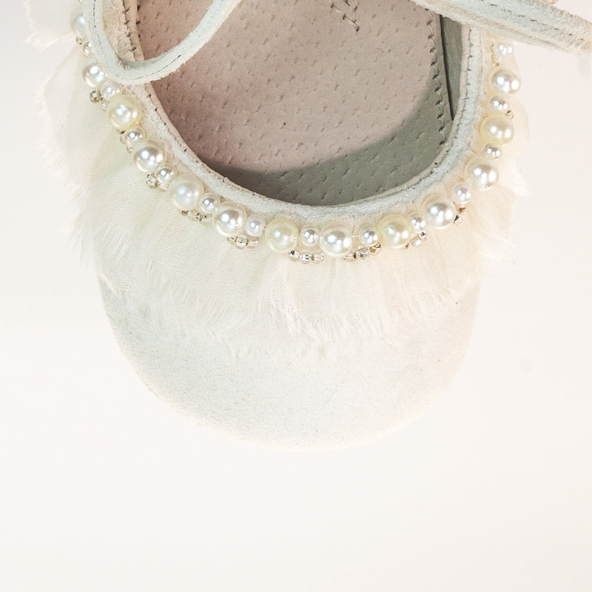 Vibys-Baby-Shoes-Dewdrop-details-toe-view
