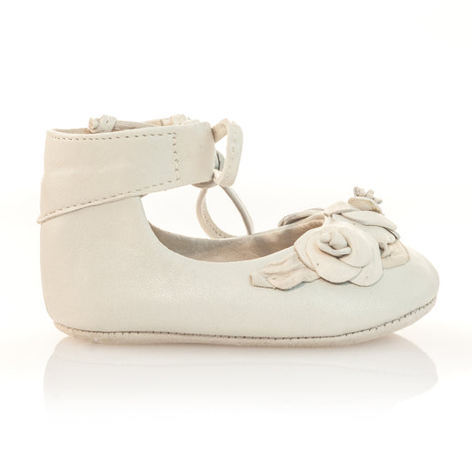 Vibys-Baby-Shoes-Ivory-Bloom-side-view