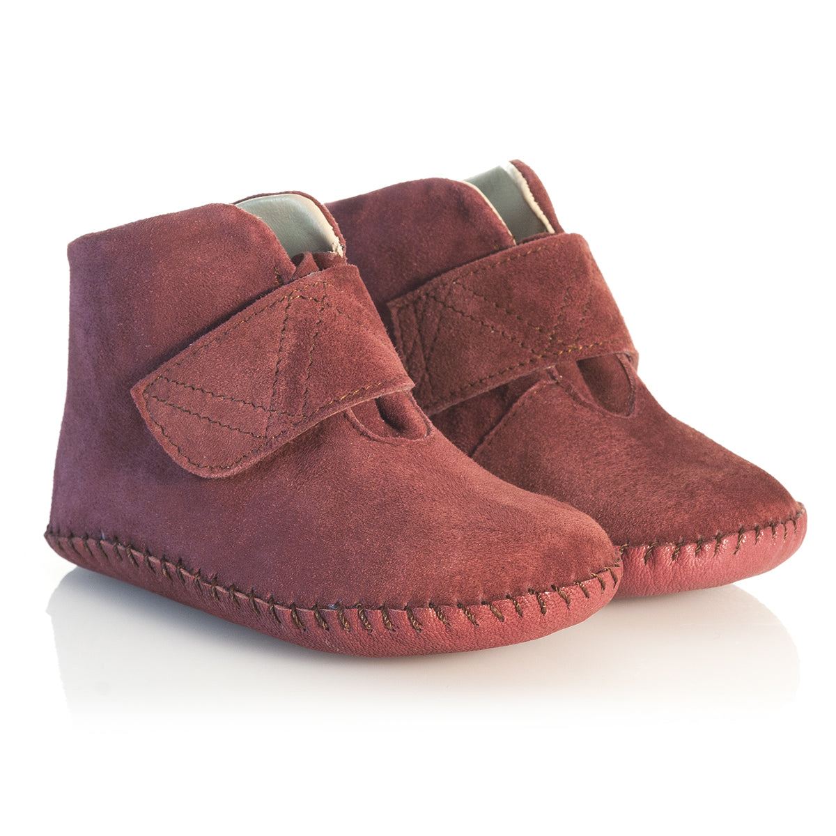 Vibys-Baby-Shoes-Puppy-Paws-Burgundy-pair-view